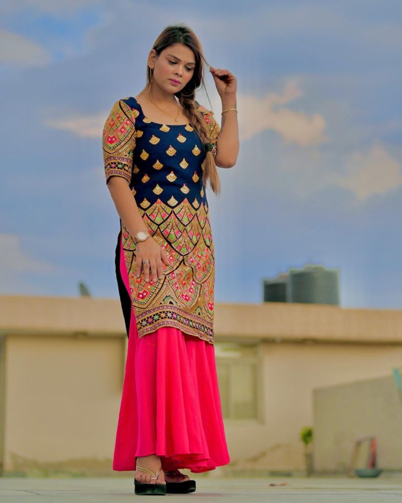 Payal-Malik-in-Indian-Dress