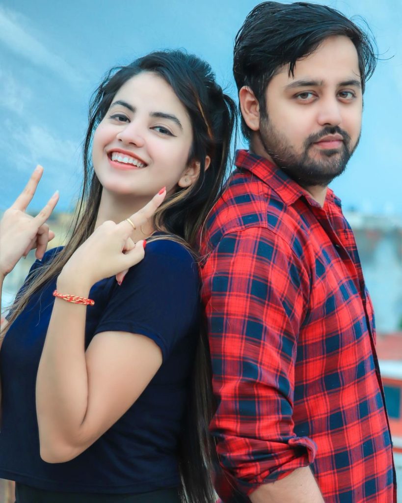 Piyanka Mongia with Her Brother Gaurav