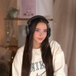 Who is Lydia Violet? Biography, Age, Height, Twitch, Boyfriend & Wikipedia