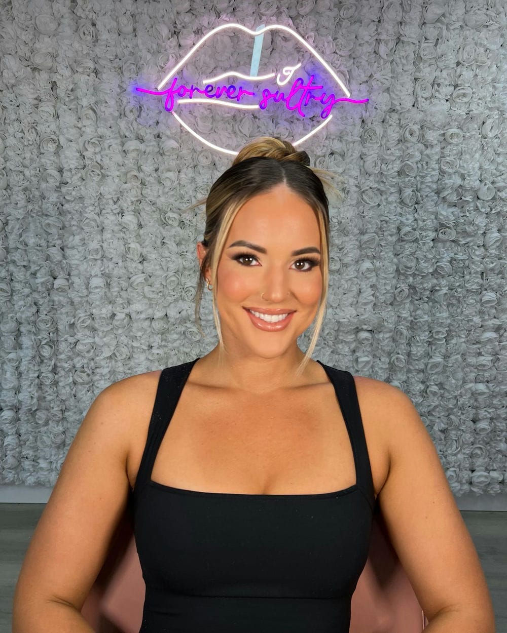 Who is Marissa Dubois? (Model) Biography, Age, Boyfriend, Height & Wiki